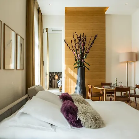 Marignan Champs-elysees Hotel Paris