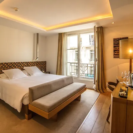 Marignan Champs-elysees Hotel 5*
