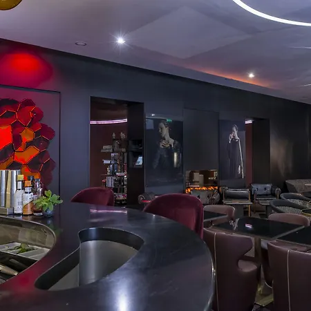 Marignan Champs-elysees 5* Paris