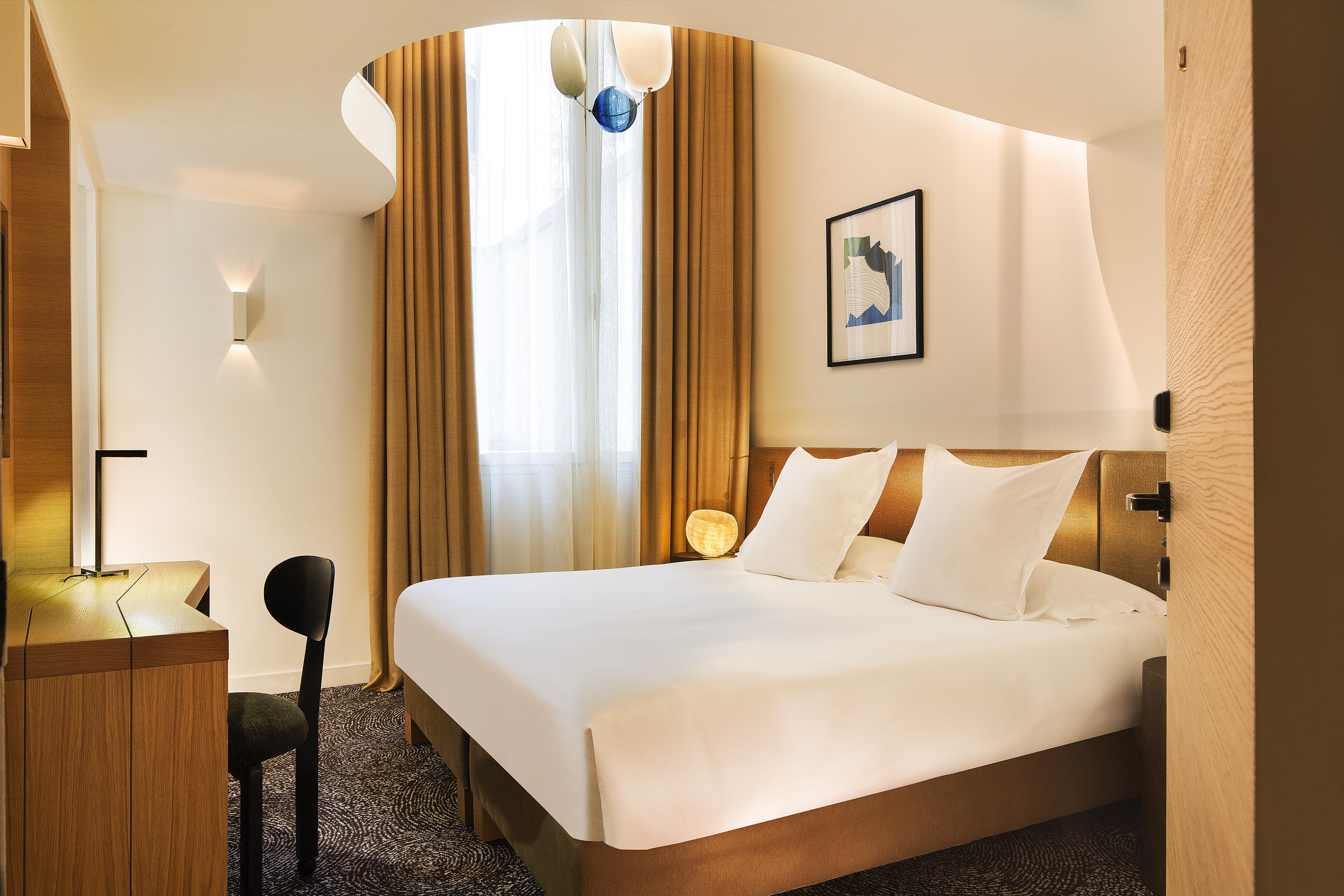 Hotel Marignan Champs-elysees