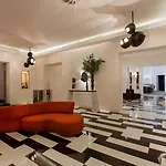 Hotel Marignan Champs-Elysées