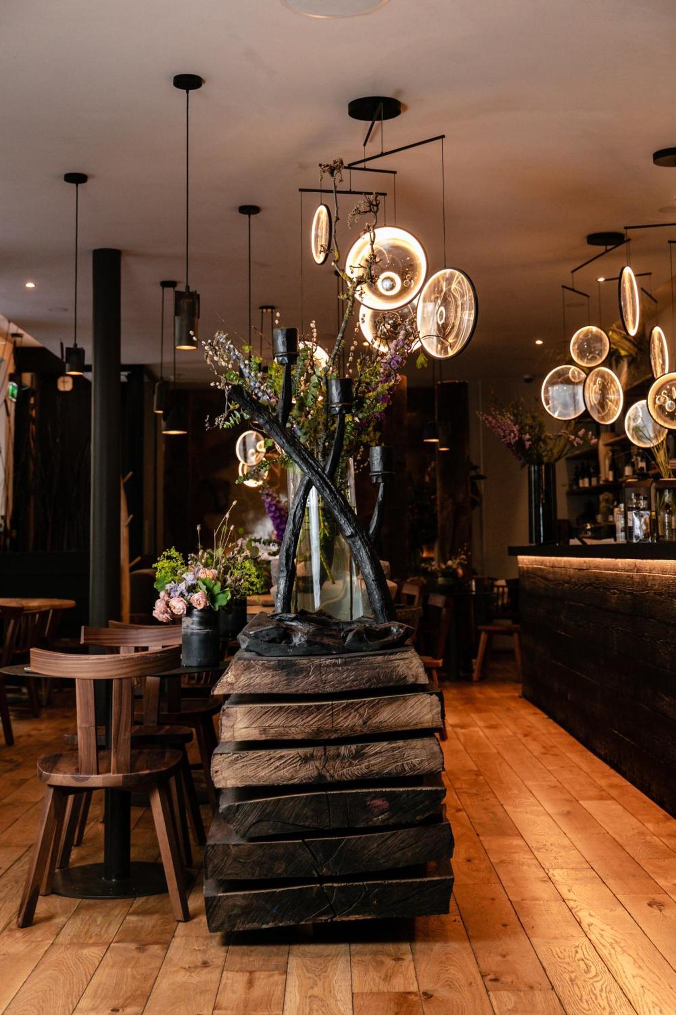 Marignan Champs-elysées Hotel 5*