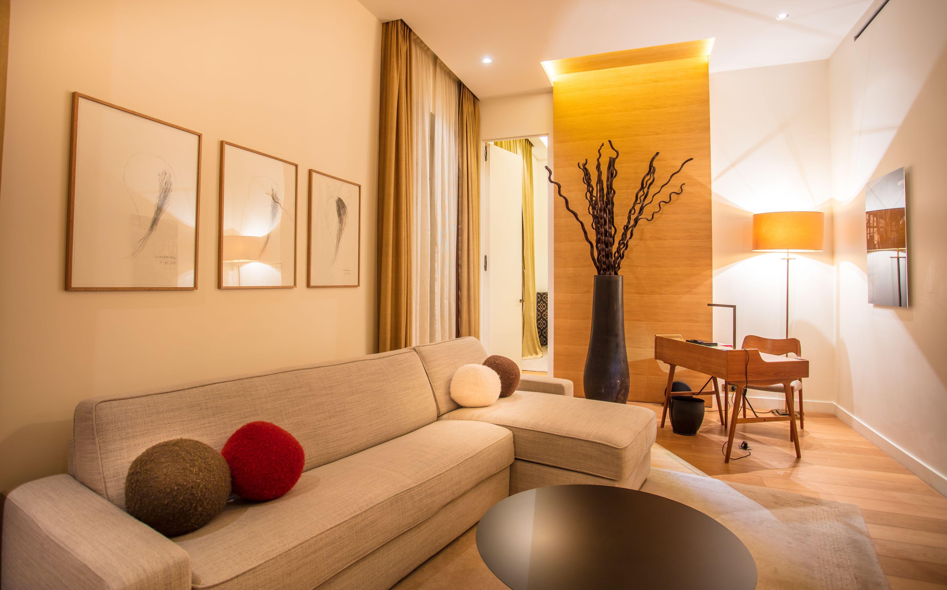 Marignan Champs-elysées Hotel