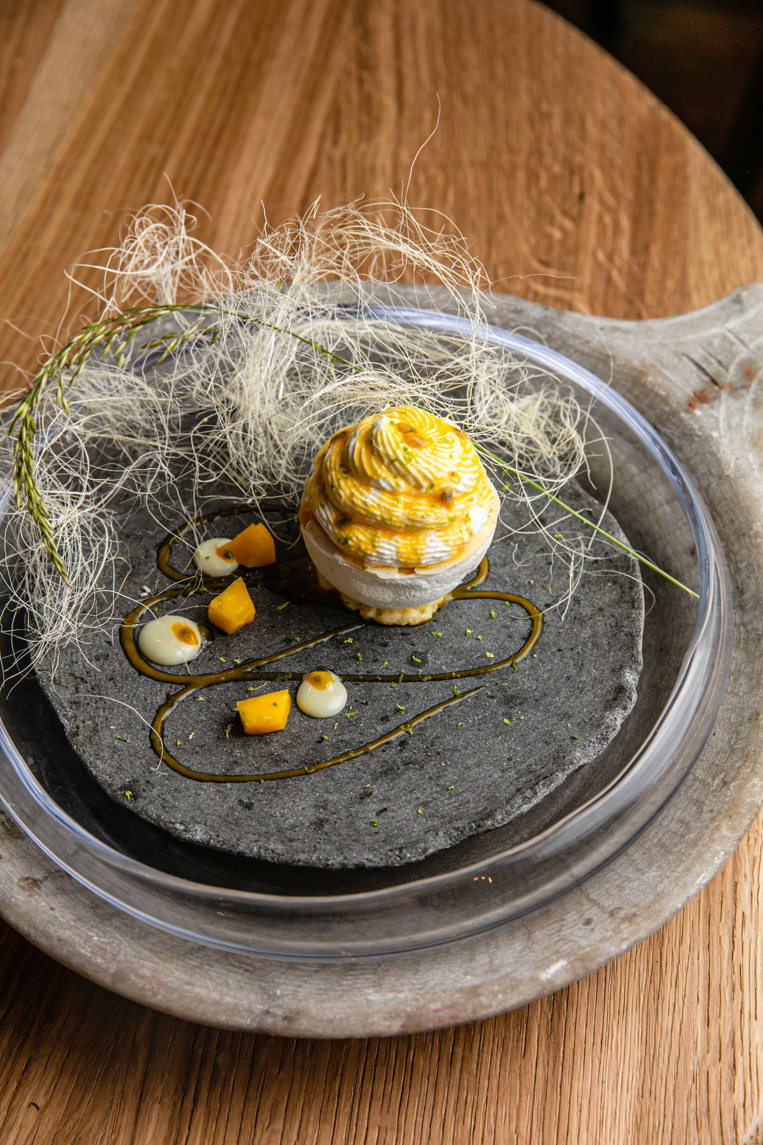 Marignan Champs-elysées Hotel 5*